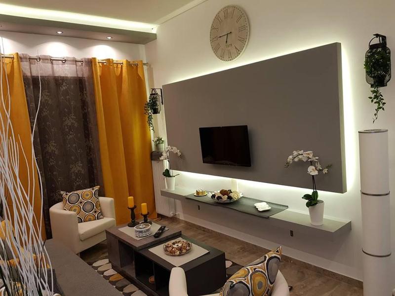 'Golden Aurora' Apartment With Elegant Style — отель в Афины, Греция