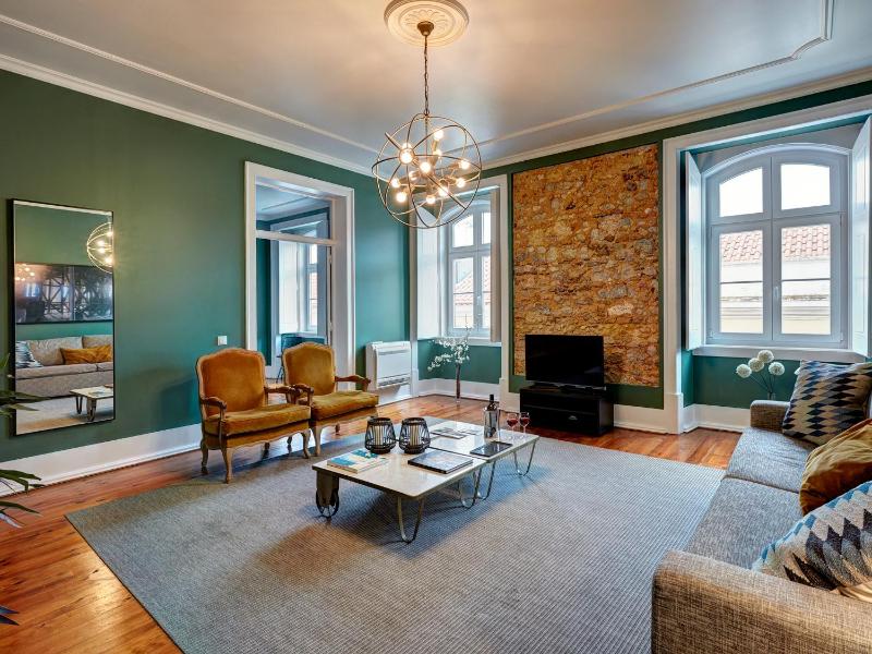 Lisbon Canaan Boutique Apartments Gaivotas by Get Your Stay — отель с удобствами в Лиссабоне