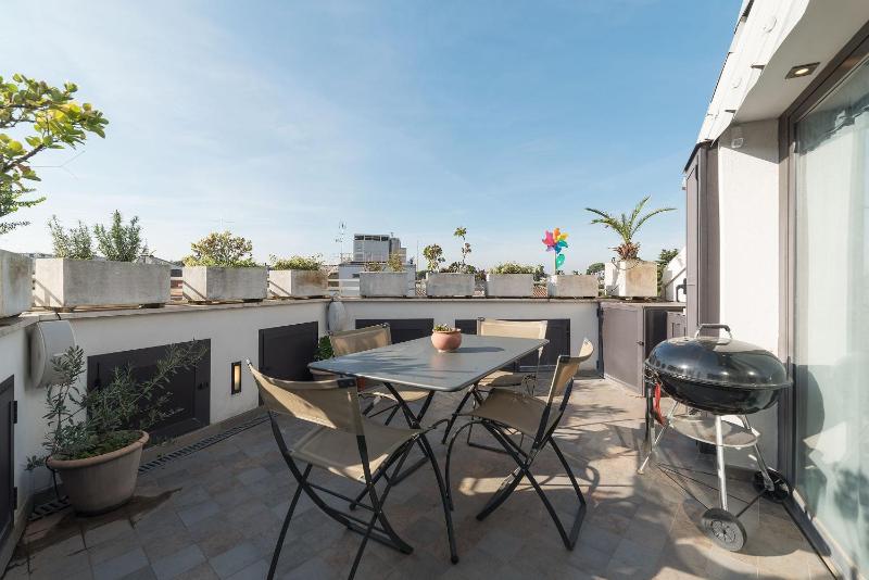 Torlonia Exclusive Penthouse — отель в Риме, Италия