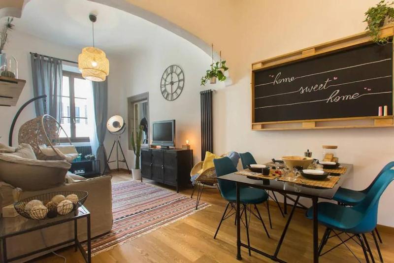 Step to Duomo and All the Sights from Refurbished Apartment — отзывы гостей и цены