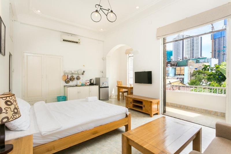 Halo Serviced Apartment — забронировать отель в Хошимине