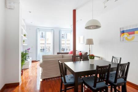 Apartamento La Latina I — отель в Мадриде, Испания