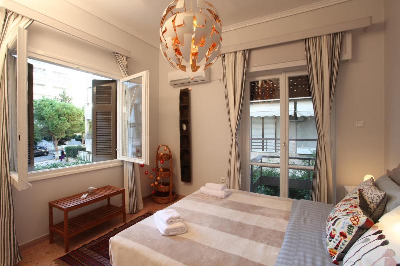 Stylish Flat at Edem Beach by Athenian Homes — отель в Афины, Греция