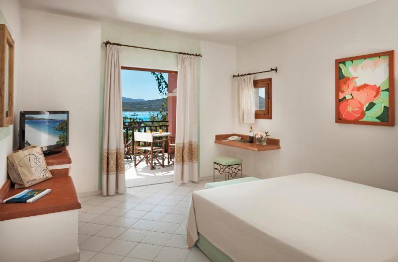 Resort Cala Di Falco a Cannigione - Lusso e Relax