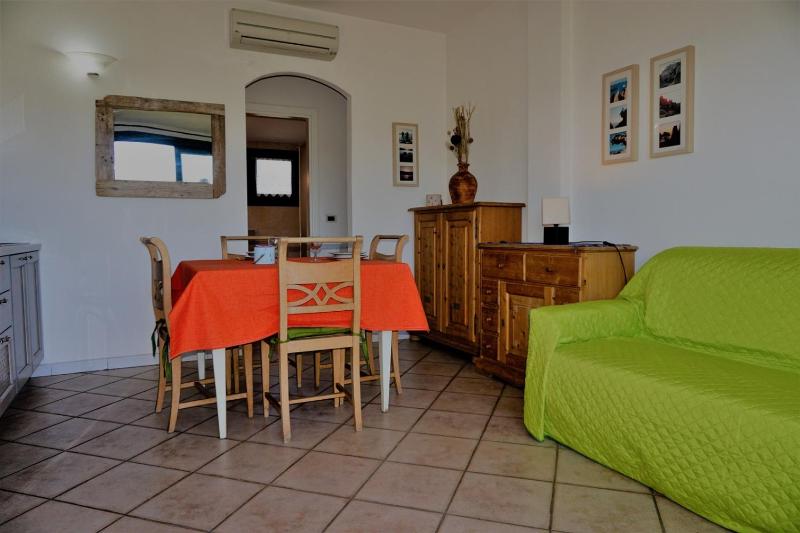 Lampara Apartments a Santa Teresa: Vicino alla spiaggia