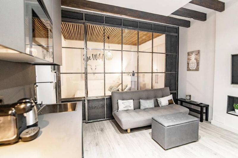 Cozy and modern apartment for 4 in Madrid — отель с удобствами в Мадриде