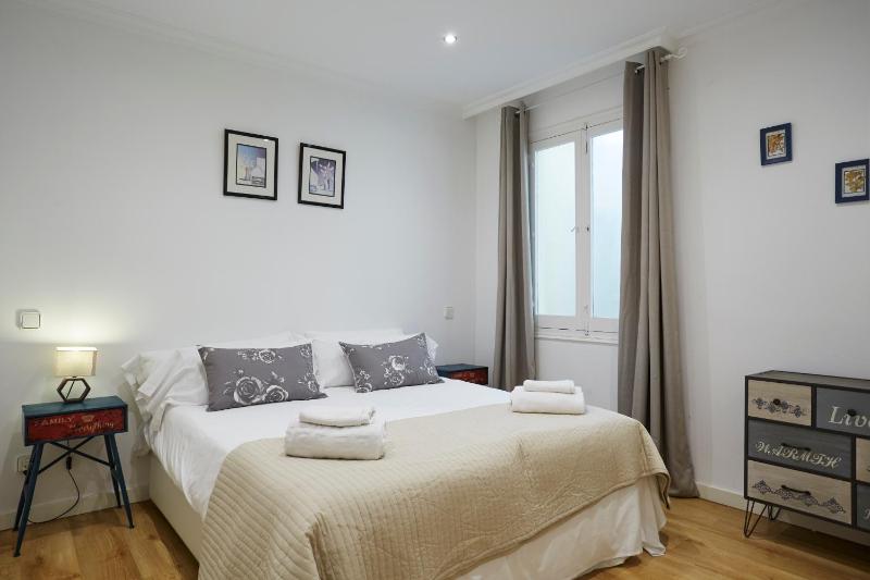 LEEWAYS APARTMENT I in ALCALA 99 — отель с удобным расположением в Мадриде
