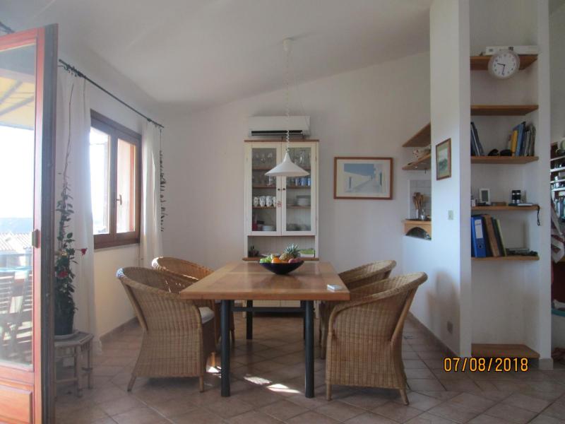Casa Juvele a Palau - Elegante apt fronte mare con balcone