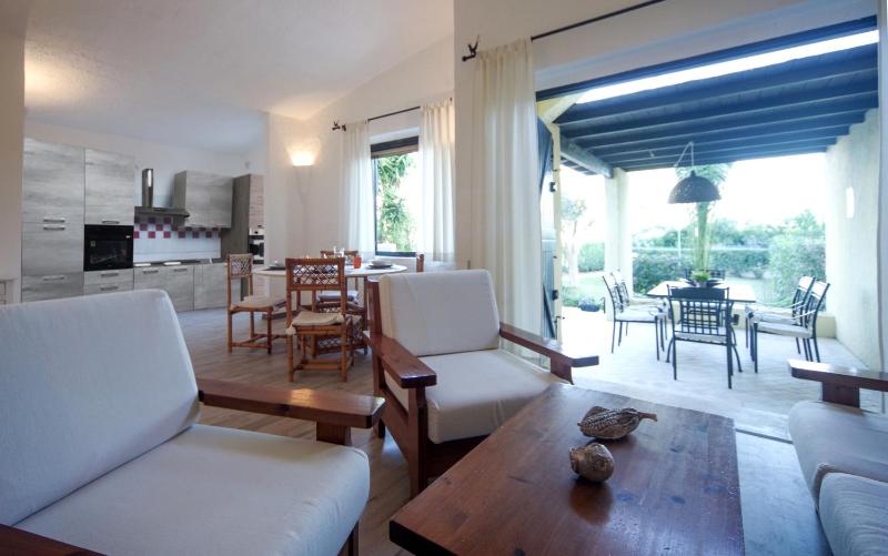 Villa Eucaliptus a Costa Rei - Magica casa fronte mare