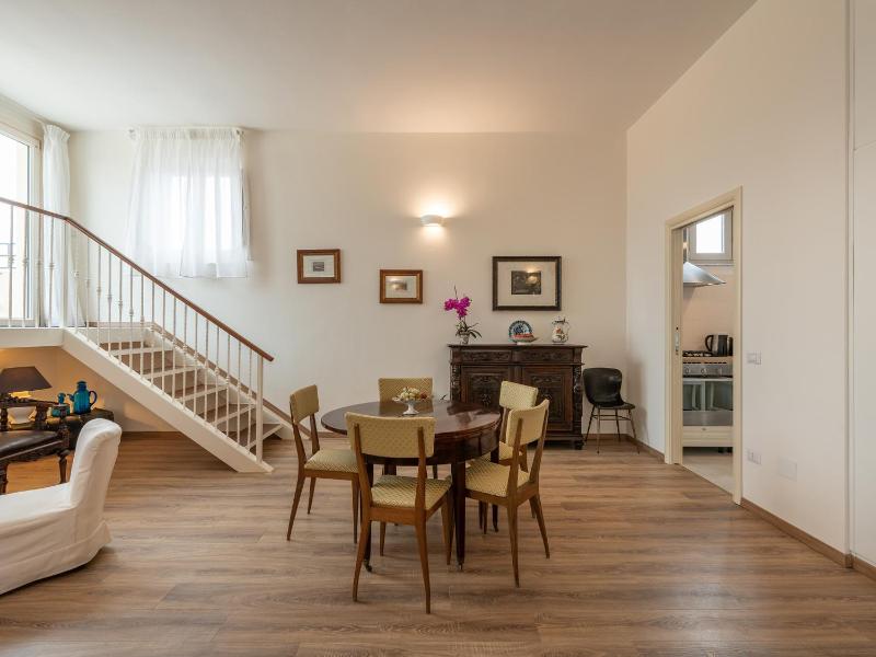 Palazzo Merello a Cagliari - Storico B&B con terrazza