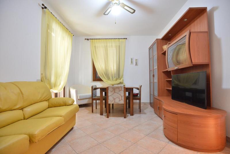 IzzHome Crispi a Pula - Elegante Appartamento nel Centro Storico