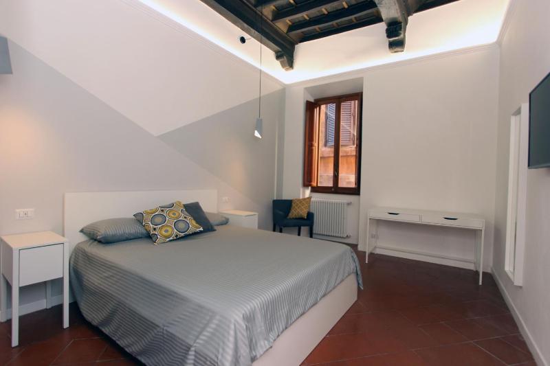 Monte Giordano Flats — забронировать отель в Риме