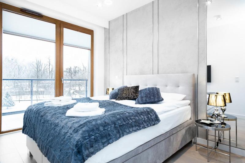 Apartments Warsaw Szamocka by Renters Prestige — отель с удобствами в Варшаве