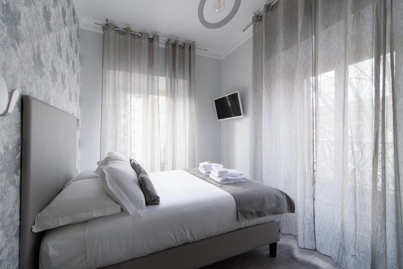 White Caesar Guesthouse — отель с удобным расположением в Риме