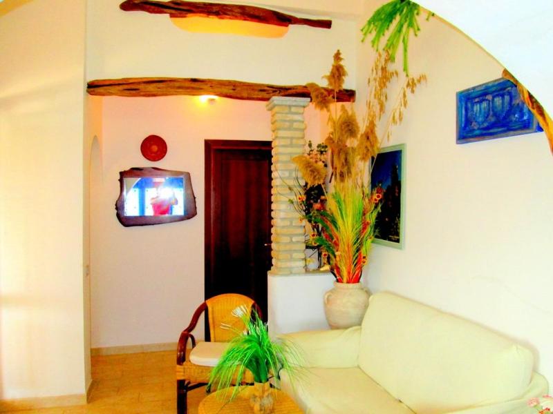 Sardina Yellow House - Splendida Casa Vacanze Vista Mare