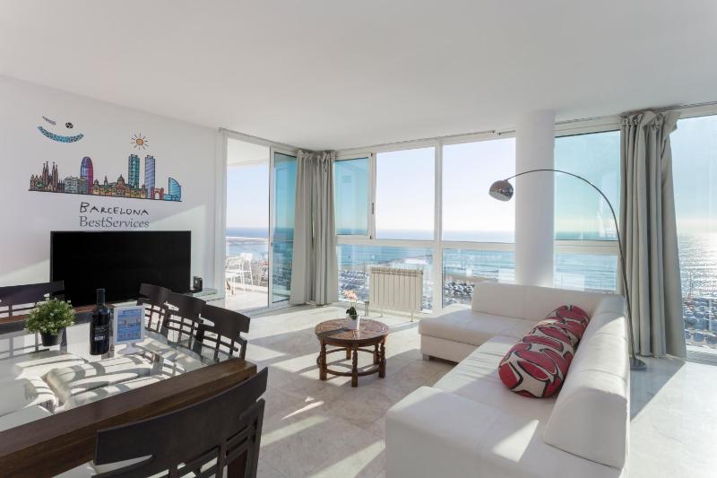 Цены на 1410 - Mediterranean Forum Apartment в Барселоне