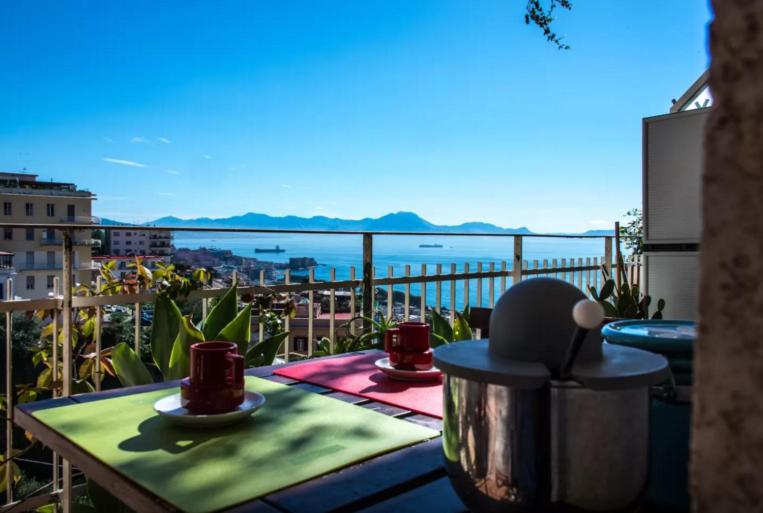 Цены на Naima Sea View Design Apartment в Неаполе