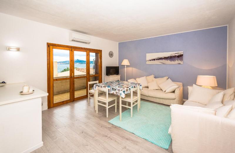 Appartamento Punta Nera a La Maddalena - Oasi con giardino