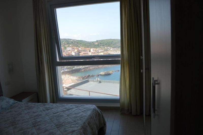 Castelsardo Miramare - Spazioso appartamento con piscina