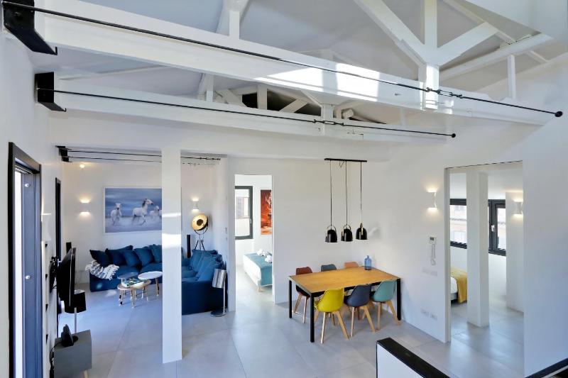 Tiffany Deluxe Penthouse 30 mt. from Piazza di Spagna — забронировать отель в Риме