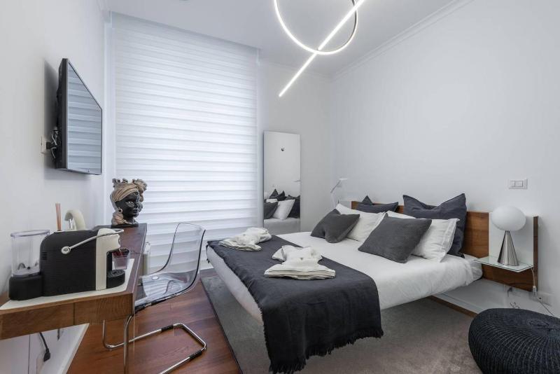 500 Suite Prati delle Vittorie — комфортный отель в Риме