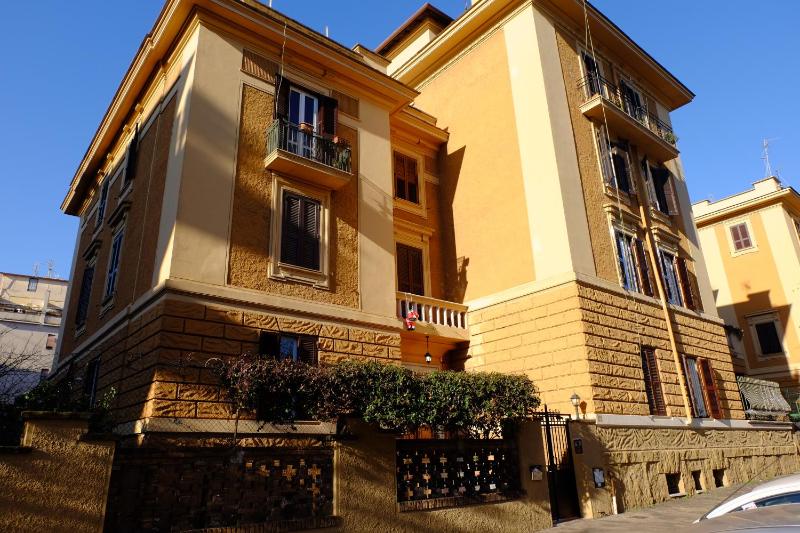 Villa Ella — отель с удобствами в Риме