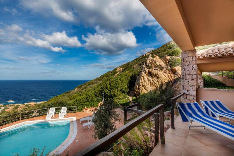 Casa Rosa Cinque a Costa Paradiso - Elegante Villa Mare