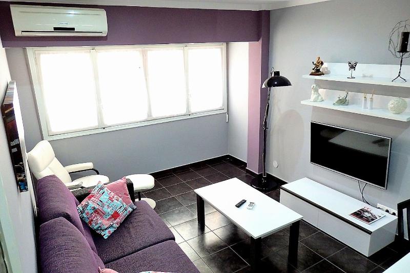 Apartamento centro casco antiguo Alicante — отель с удобным расположением в Аликанте