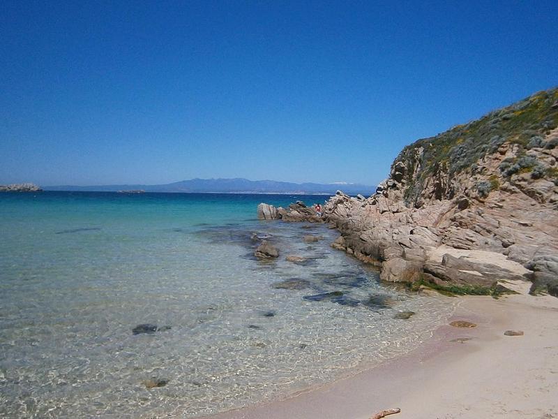 Corte Appartamenti a Santa Teresa: Oasi nel centro