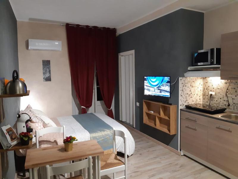 Chafbius Downtown a Cagliari - Storico con balcone