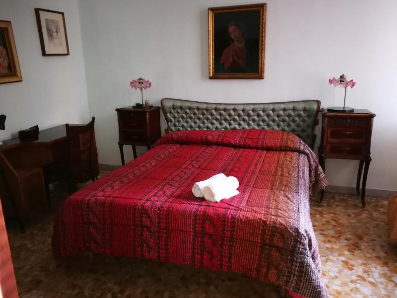 Arturo's house — отель с удобствами в Неаполе