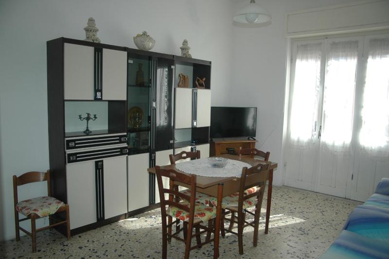 Appartamento a La Caletta - A Due Passi dal Mare