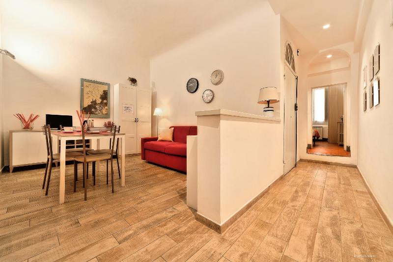 Wine Apartments Florence Colorino — отель с удобствами в Флоренции