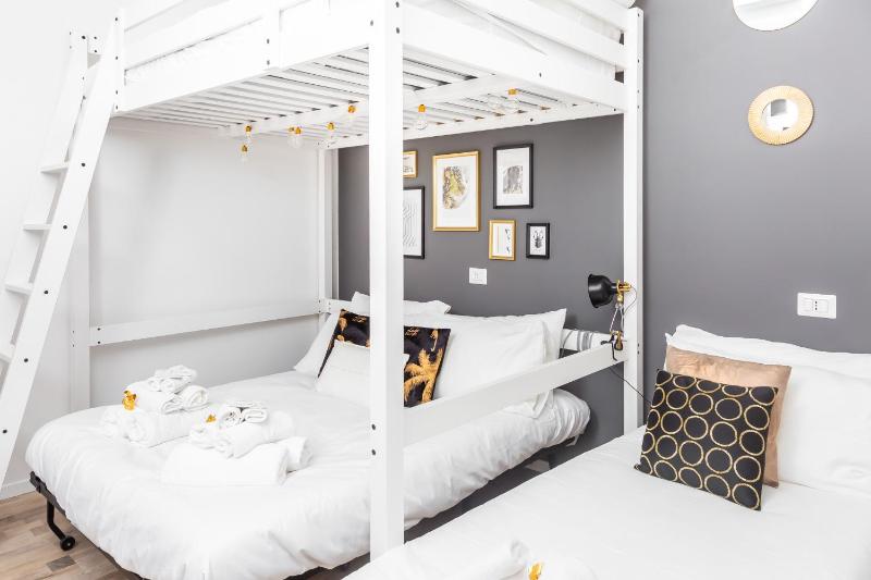Apartment Paruta 65 — отель в Милане, Италия
