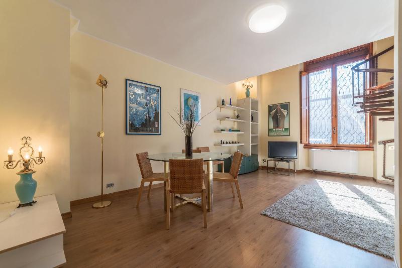 Villa Marignoli Charming Flat — отель с удобным расположением в Риме