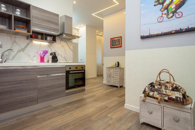 Many Days Apartments — отель с удобным расположением в Риме