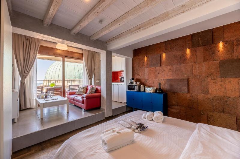 TOP Kolonaki Studio+Terrace Stunning Acropolis Views — забронировать отель в Афины