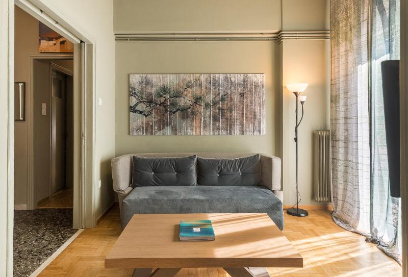 Acropolis Elegant Suite — отель с удобным расположением в Афины