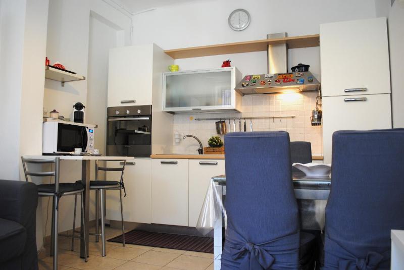 Bnbook- Milano/Famagosta Flat — комфортный отель в Милане