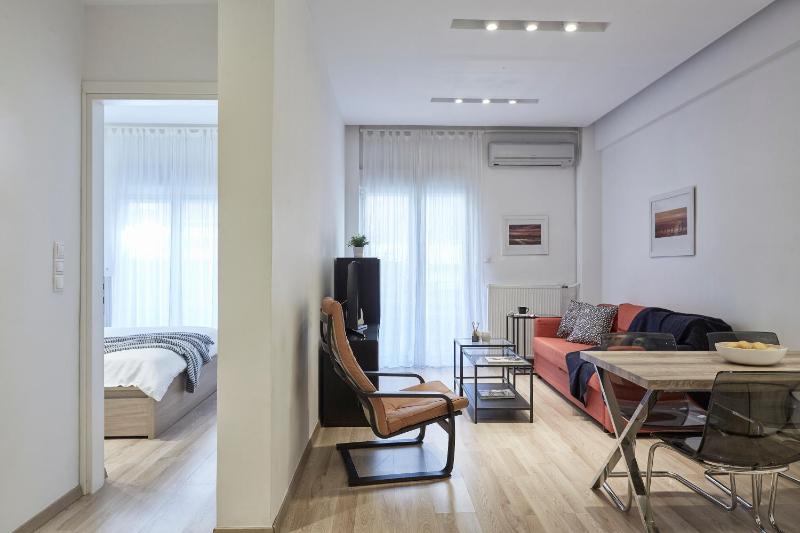 Modern Elegant Apt at Kolonaki — комфортный отель в Афины