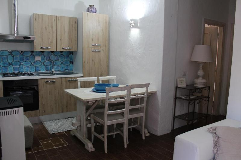 Casa Marlena a Cannigione - Incantevole Appartamento con BBQ