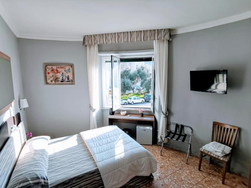 St. Anthony Guest House — отель в Риме, Италия