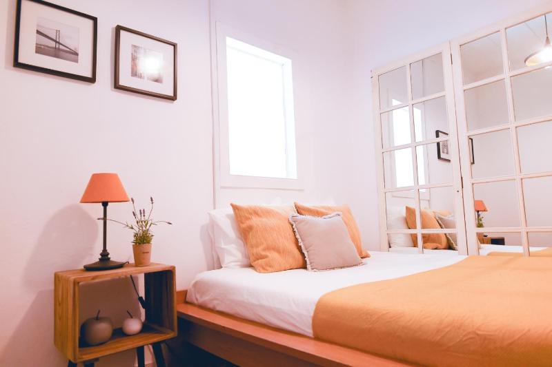 Charming Apartment - Lisbon Center — отзывы гостей и цены