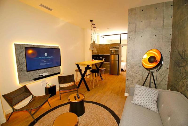 The Wall - New Apartment — отзывы гостей и цены