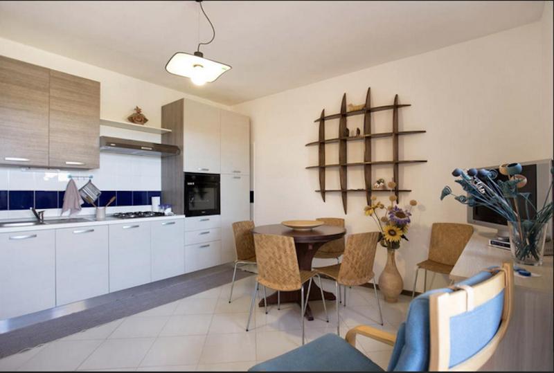 Il Glicine 7 a Stintino - Casa vacanze con spiaggia