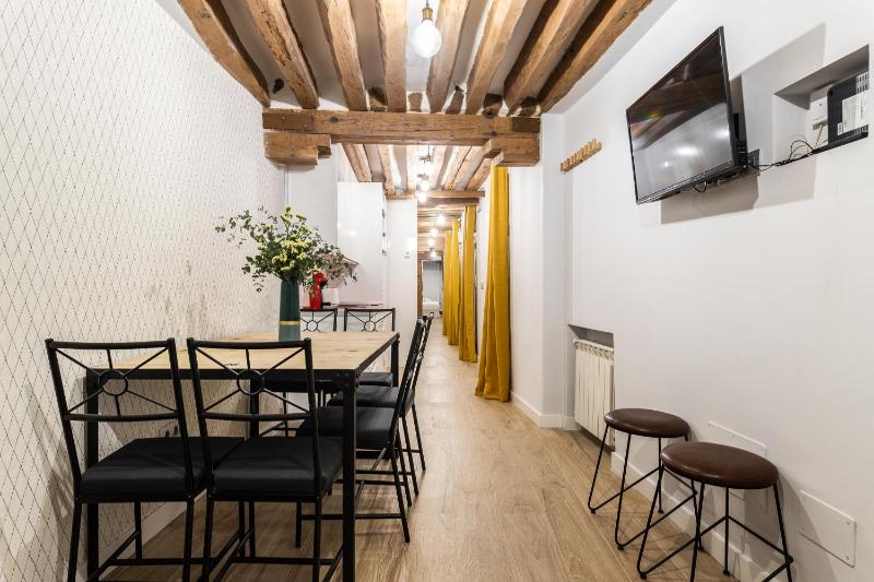 BNBHolder Rustic Group GRAN VIA & SOL — отель в Мадриде, Испания