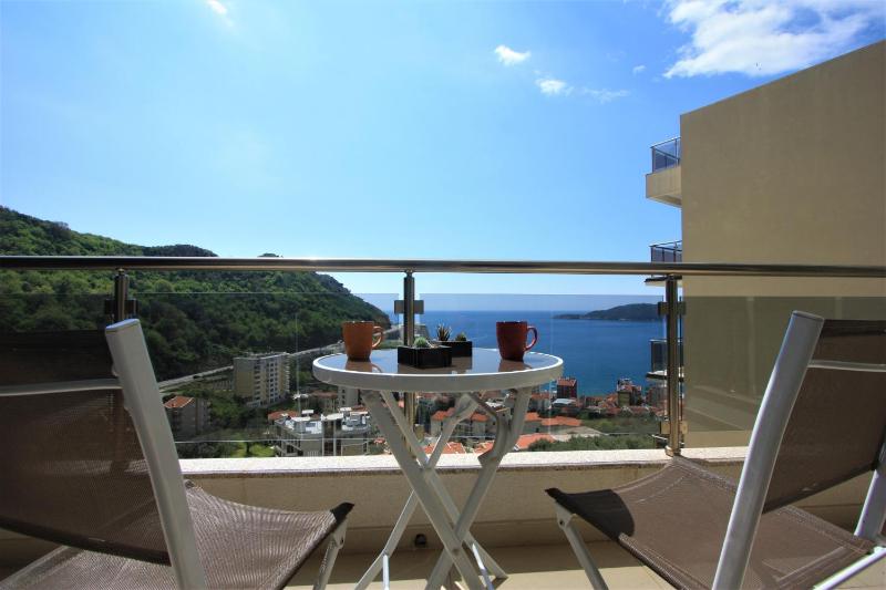 Amazing Sea View Apartment — отель в Будва, Черногория