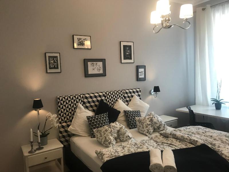 Stare Miasto Bednarska 10 — забронировать отель в Варшаве