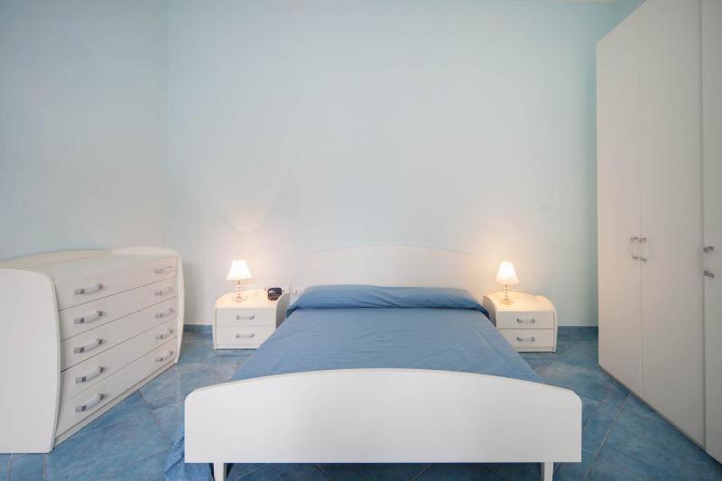CASA VACANZE OASI BLU — отель с удобным расположением в Неаполе