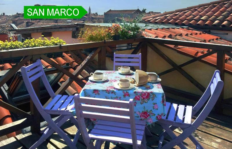Mariangela Artist's Lodge — комфортный отель в Венеции